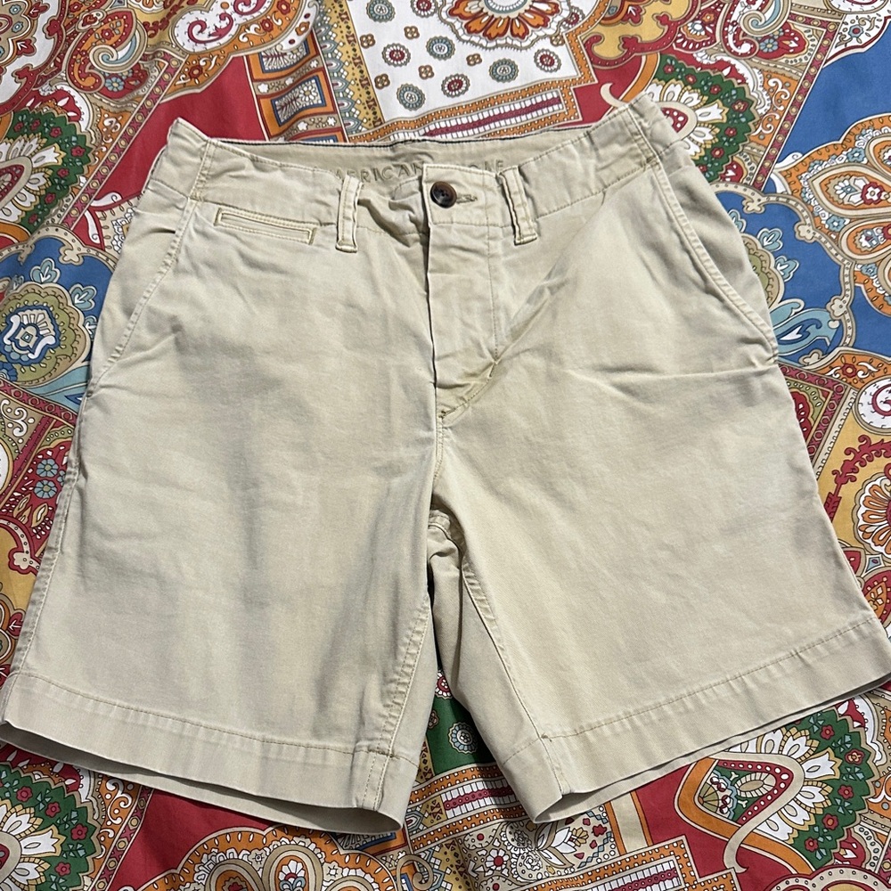 American Eagle Men's Khaki Shorts